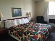 Skyview Inn image 5